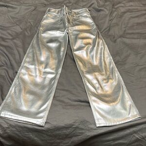 Abercrombie kids 7/8 regular. High rise wide leg